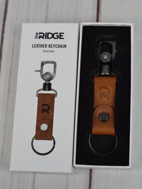 The Ridge Leather Keychain - Brown R907 NEW